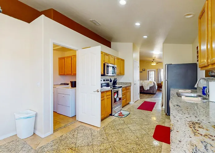 Holiday home Sunscape Whisper Glendale
